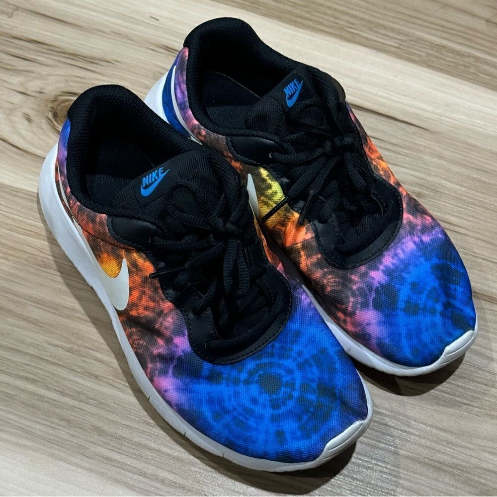 Nike Tanjun Print Tie Dye Sneakers Boys 6